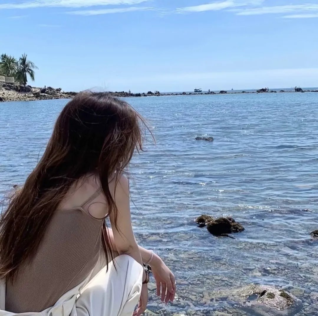 私法拘留 海报